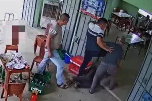 Lãnh đạo xã thông tin về clip 'bị đập ly vào đầu vì đi mời rượu'