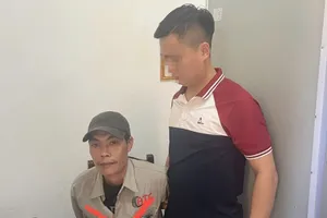 Bắt người đàn ông bán ma tuý nước vui gây ức chế, co giật 