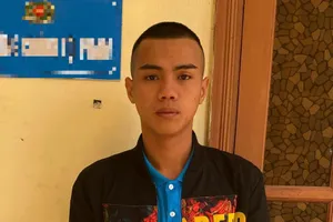 Nam thanh niên tạo phiếu thanh toán chuyển tiền giả để lừa người khác