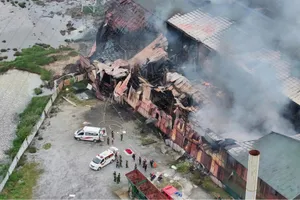 Thủ tướng yêu cầu hỗ trợ gia đình 7 nạn nhân vụ cháy ở Hưng Yên 