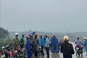 Đang tìm kiếm người đàn ông để xe máy trên cầu Hương Thủy rồi ‘mất tích bí ẩn'