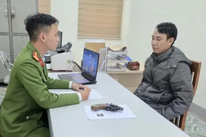 Khởi tố người 'nổ súng góp vui' tại đám cưới 