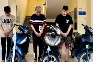 Khởi tố 3 thanh niên cưỡng đoạt xe máy ở Hà Tĩnh