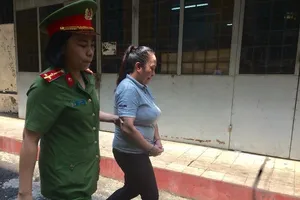 Làm giả giấy tờ nhà đất lừa đảo hàng tỉ đồng