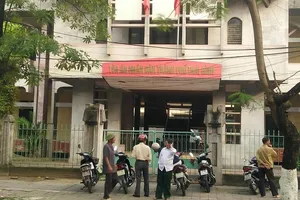 Vì sao xử kín cựu thượng tá công an giao cấu nữ sinh lớp 9?