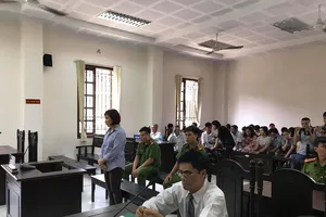 Nữ tài xế xe BMW gây tai nạn ở Hàng Xanh không có bằng lái 