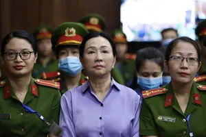 Tống đạt cáo trạng truy tố bà Trương Mỹ Lan trong vụ Vạn Thịnh Phát giai đoạn 2