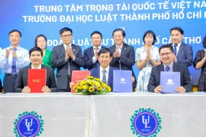 Phó hiệu trưởng Trường ĐH Luật TP.HCM nói về nghề luật sư và tố tụng trọng tài