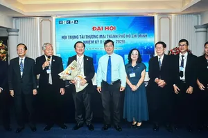 Ông Nguyễn Văn Hậu được bầu làm Chủ tịch Hội Trọng tài thương mại TP.HCM