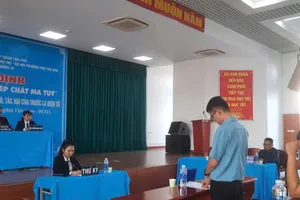 Người chưa đủ 18 tuổi có được hút thuốc lá điện tử không?