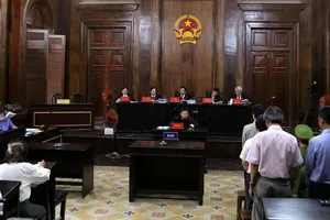 Thẩm phán, hội thẩm nhân dân xét xử độc lập là như thế nào?