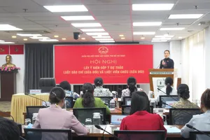 Đề xuất quy định chế tài nếu không trả lời báo chí