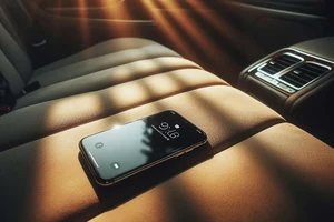 Khách bỏ quên iPhone trên xe, tài xế đòi 10 triệu tiền chuộc và cái kết