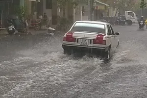 Sóc Trăng mưa mù trời sau nhiều tháng nắng hạn 