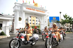 Công an Cần Thơ ra quân cao điểm bảo đảm TTATGT - TTATXH