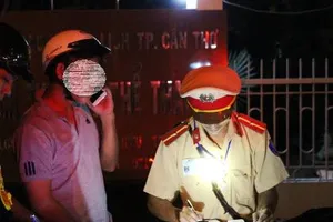 Công an TP Cần Thơ tăng cường tuần tra kiểm soát sau 22 giờ đêm cho tới sáng