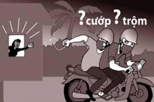 Suýt mất 600 triệu đồng để trong cốp xe