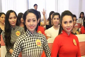 Hơn 100 người đẹp dự sơ tuyển đợt 1 Hoa khôi Nam bộ
