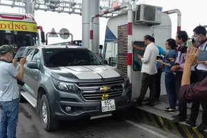 Tài xế tiếp tục phản ứng BOT Cần Thơ - Phụng Hiệp