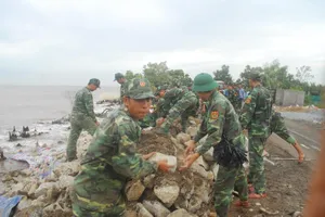 Tiền Giang: Sơ tán hàng ngàn hộ dân tránh bão số 9