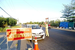 Cà Mau khẳng định không 'ngăn sông cấm chợ'