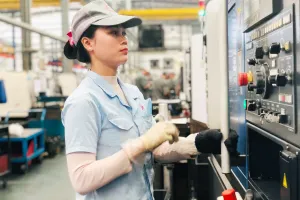 Đau đầu với thưởng tết 