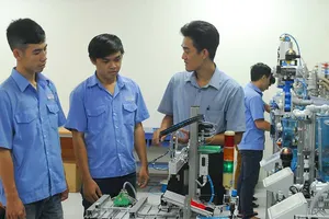 “Quả bóng” giáo dục nghề nghiệp sẽ về đâu?