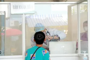 Bệnh viện ở TP.HCM vững vàng trước 2 thử thách