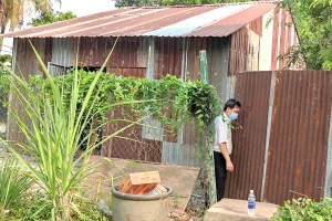 Căn nhà của cha mẹ ông Nghi bị UBND phường yêu cầu tháo dỡ. Ảnh: NGUYỄN HIỀN