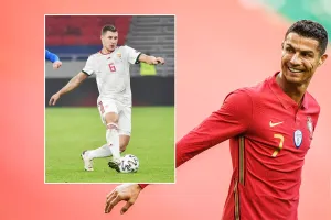 Cái tên Willi Orban của Hungary quá xa lạ so với nhân vật chính Ronaldo. Ảnh: GETTY IMAGES 