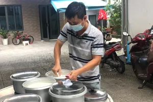 Bếp cơm miễn phí cho người nghèo ở Đà Nẵng