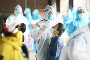 2 mũi giáp công chống dịch ở các nơi dịch lây nhiễm cao