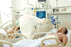 Phân loại bệnh nhân COVID-19 để giảm gánh nặng điều trị