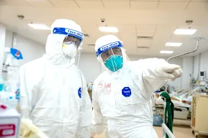 TP.HCM tập trung điều trị và chăm lo cho người dân