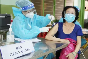 TP.HCM phủ gần 100% vaccine mũi 1 người trên 18 tuổi