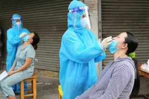 Các bên nói gì về giá kit xét nghiệm COVID-19?