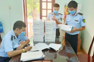 Bát nháo kit test COVID-19, máy thở… trên chợ online