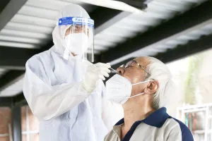 TP.HCM rà soát bảo vệ nhóm nguy cơ nhiễm COVID-19