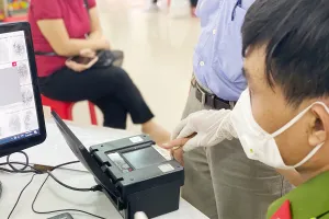 Chưa có CCCD, dùng giấy tờ gì để đi giao dịch?