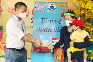 Tết ở bệnh viện và nơi điều trị COVID-19