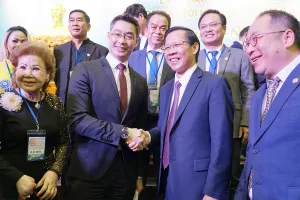 Lãnh đạo TP.HCM đặt hàng kiều bào nhiều vấn đề lớn