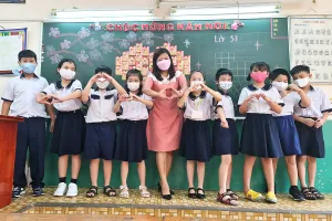 8-3 đặc biệt của các cô giáo tiểu học ở TP.HCM