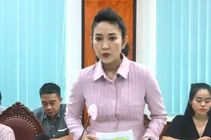 Bà Nguyễn Thị Thanh Thúy, Phó Giám đốc Sở VH-TT: “Sở VH-TT ra mắt một số ứng dụng chứ chưa chuyển đổi số hoàn toàn, là nền tảng cơ sở để chuyển đổi triển khai bước tiếp theo”. Ảnh: VĂN HÀ