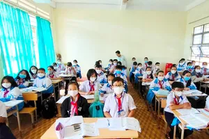 Chương trình “Sóng và máy tính cho em”, hàng ngàn học sinh chưa nhận được máy tính bảng. Ảnh: LK