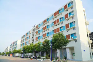 Người mua nhà cần cân nhắc số tiền trả nợ hằng tháng không vượt quá 30% tổng thu nhập. Ảnh minh họa: M.LONG