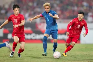 Theerathon Bunmathan - cầu thủ nguy hiểm nhất của Thái Lan được thầy Park khoanh tròn nhưng lượt đi học trò của ông vẫn không vô hiệu hóa được. Ảnh: CTV