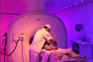 Chụp CT scan cho bệnh nhân tại BV Chợ Rẫy, TP.HCM. Ảnh: THẢO PHƯƠNG
