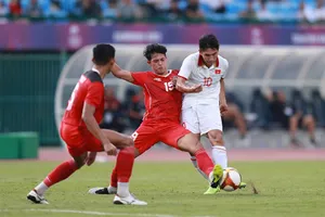 30 phút + 8 phút bù giờ chơi hơn người và ép sân toàn diện nhưng U-22 Việt Nam lại bất ngờ để thua ở phút 90+6. Ảnh: ANH PHƯƠNG