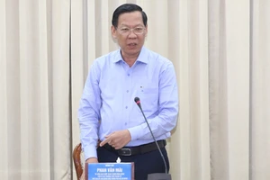 Chủ tịch UBND TP.HCM Phan Văn Mãi phát biểu kết luận. Ảnh: HÀ THƯ