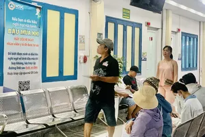 Truyền thông của Trung tâm Kiểm soát bệnh tật TP.HCM (HCDC) về bệnh đậu mùa khỉ tại BV Da liễu TP.HCM. Ảnh: THẢO PHƯƠNG